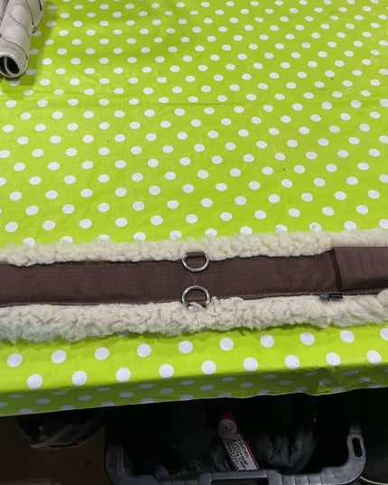 Western Cinch Fleece Weaver 32" Lightly Used