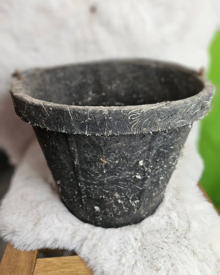 Bucket Black