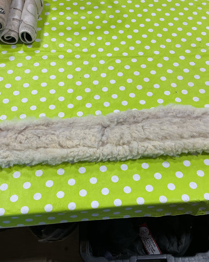 Western Cinch Fleece Weaver 32" Lightly Used