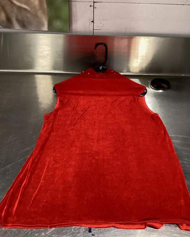 English Shirt Red Bling at Neck