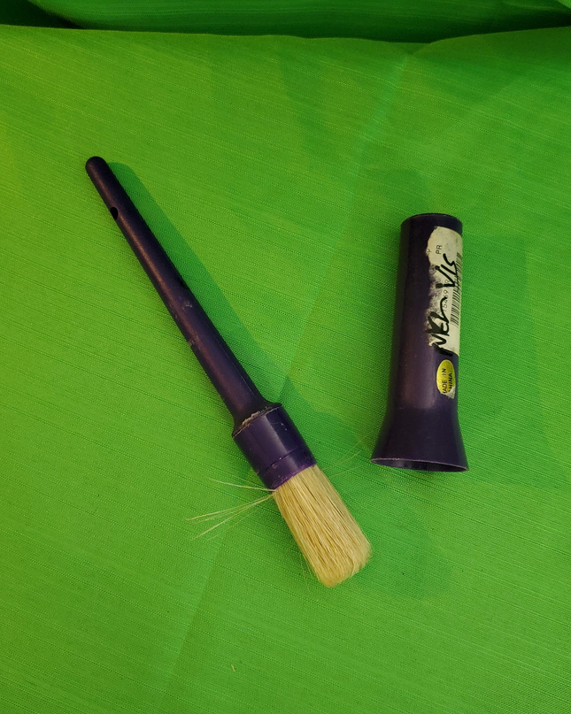 Hoof Oil Brush