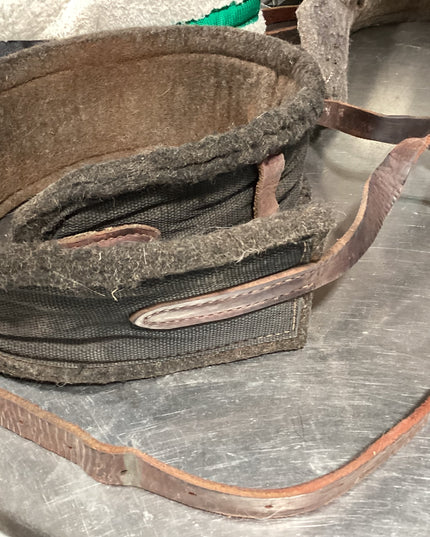 Neck Sweat Felt good Used