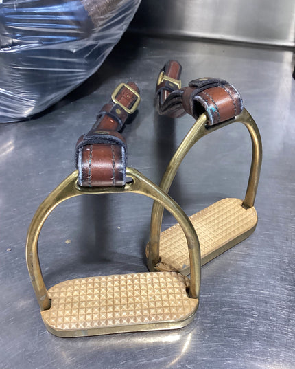 English Stirrups & leathers Brass