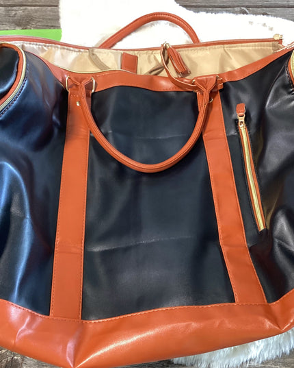 Garmet Show Shirt Bag