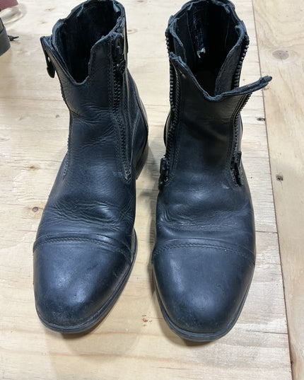 Boots Engish Ariat Size 5
