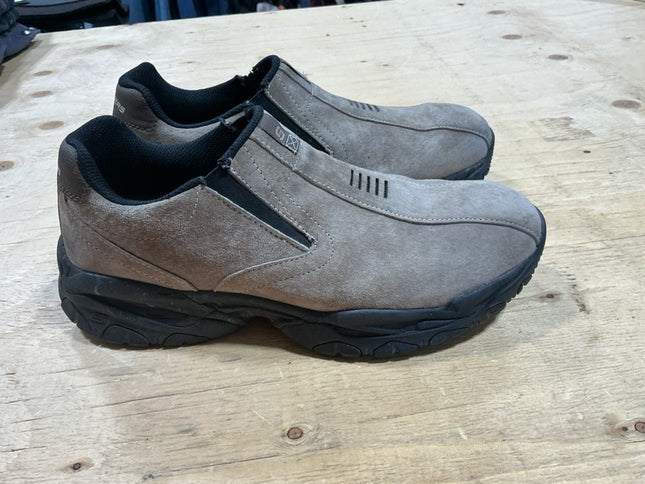 Shoes Skechers Memory foam Size 9.5