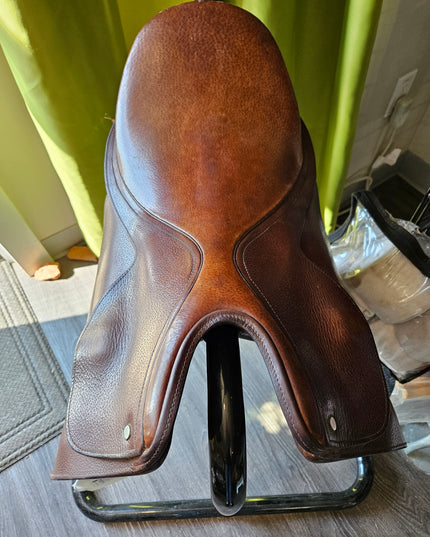 English Saddle Cutback Brown