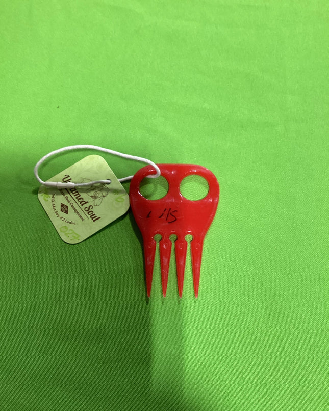 Comb Braiding Red