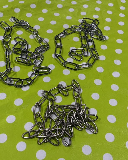 Chain 3 lengths 4.5 , 3.5 , 3 feet