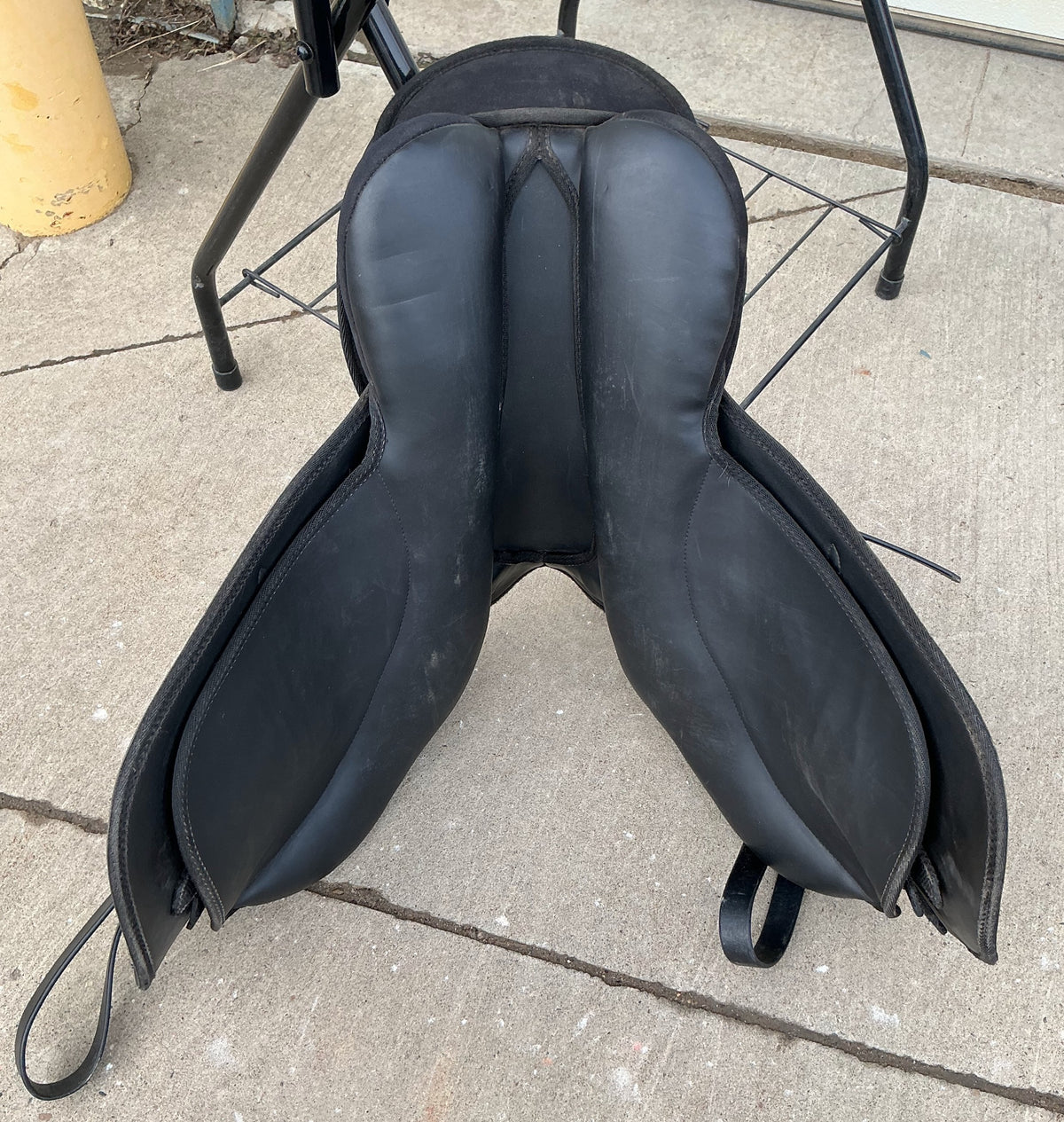 English Saddle – Euro Riders All Purpose, Black S17" G6" Interchangeable Gullet, with Stirrups | Used