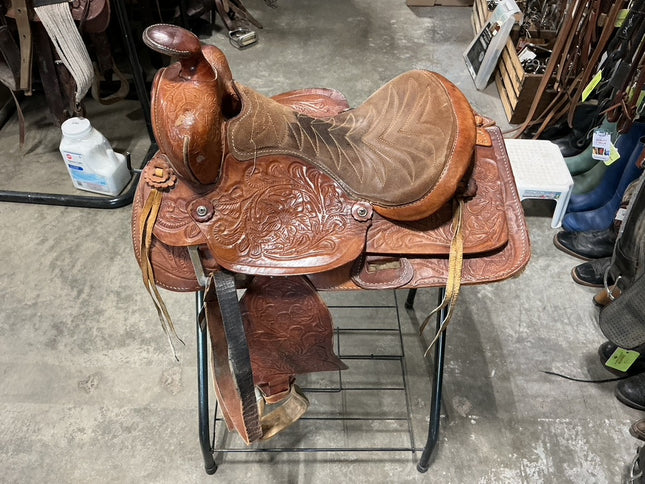 Western Saddle Older 14.5"