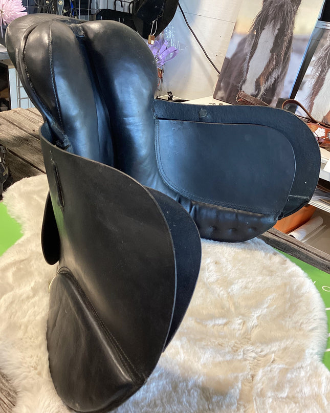 English Saddle All Purpose Black 16"