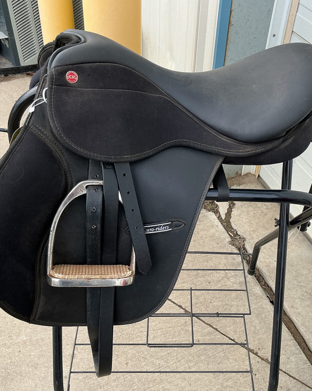 English Saddle Euro Riders 17"