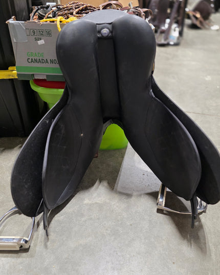 English Saddle Wintec S18"