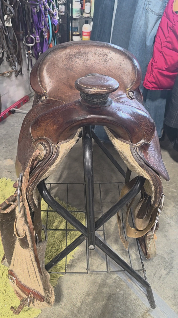 Western Saddle – Eamor Rope S15" G7" (Missing a Concho) | Used, Acceptable