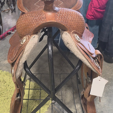 Collection image for: Western Saddle 15"-15.5"