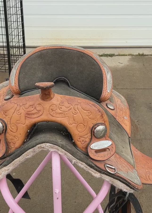 Western Saddle Treeless S16" G8"